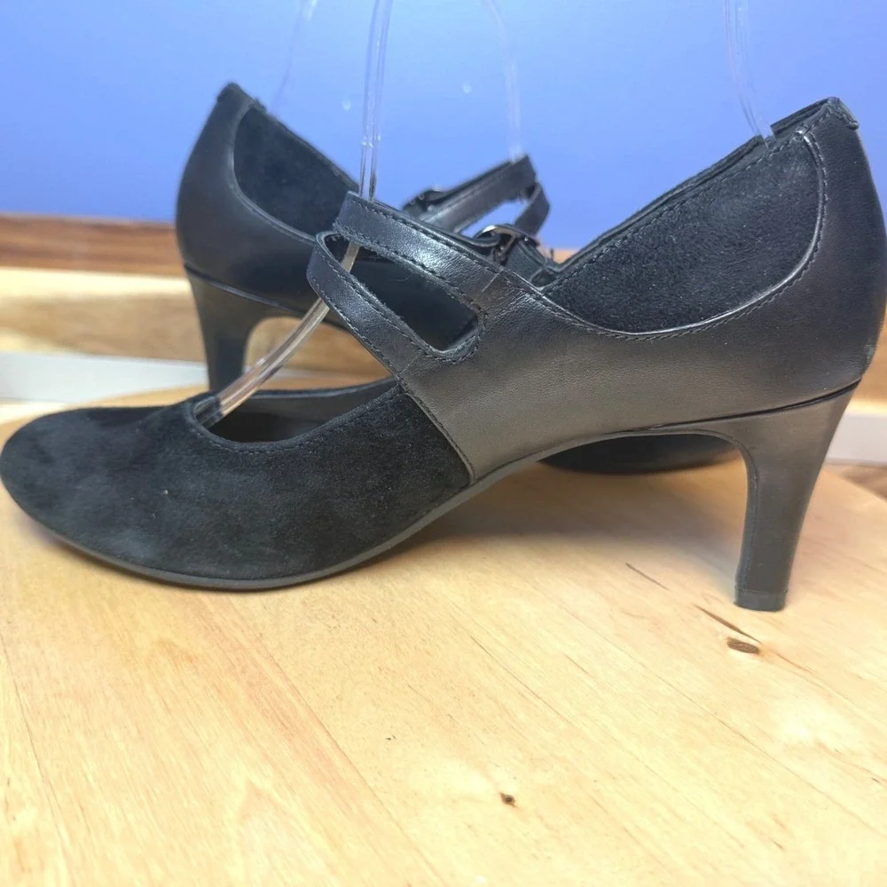 Clarks Womens Black Suede Leather Mary Jane‎ Pumps Buckle Strap Heels Round Toe